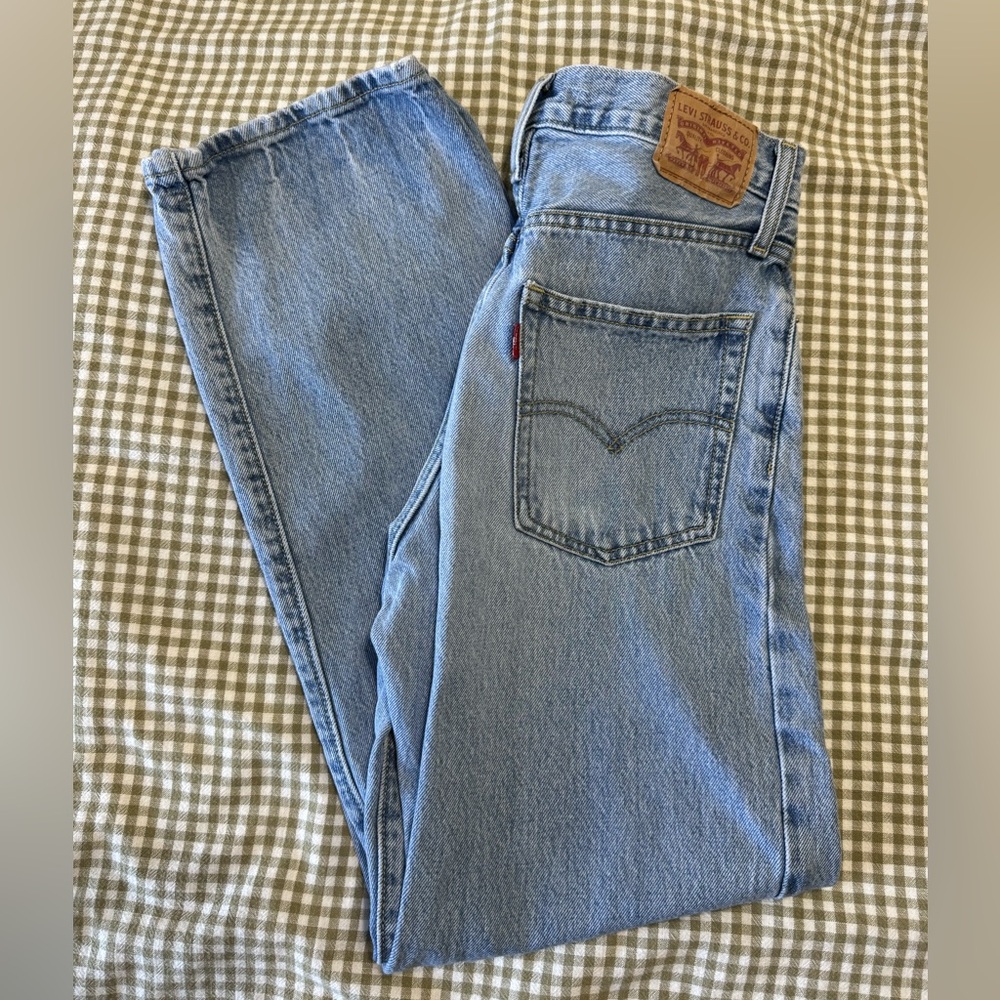 Levi's 94' baggy jean size 27